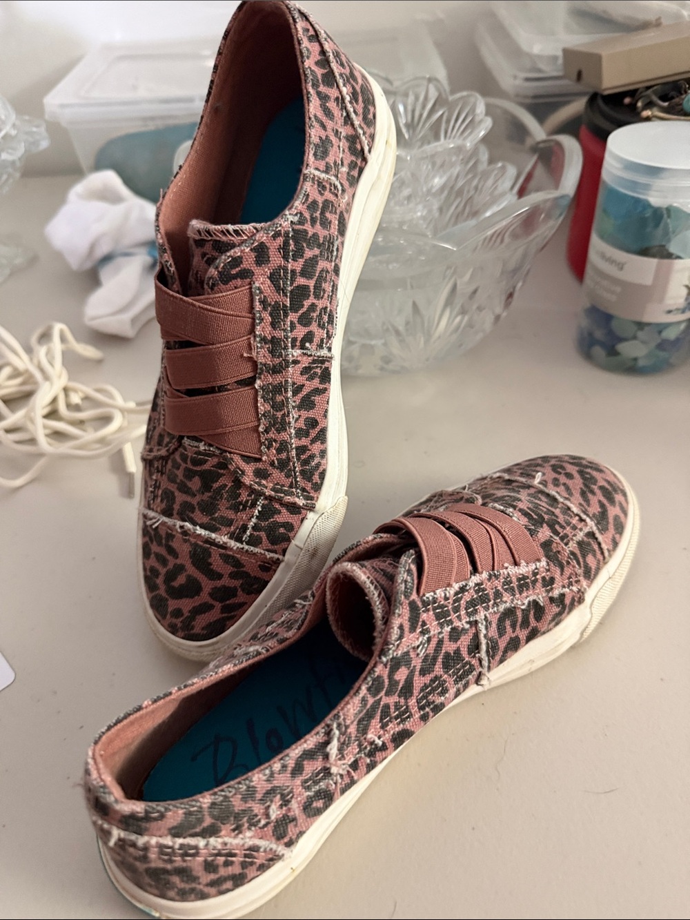 Blowfish Malibu slip on tennis shoes size 7.5